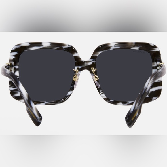 Burberry sunglasses BE4363 PENELOPE 397887 Black grey Woman
